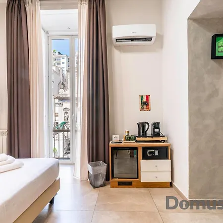 بيت ضيافة Officina Partenopea 3*