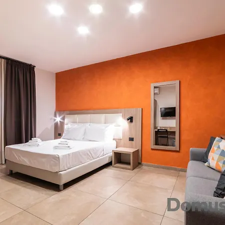 Officina Partenopea بيت ضيافة نابولي